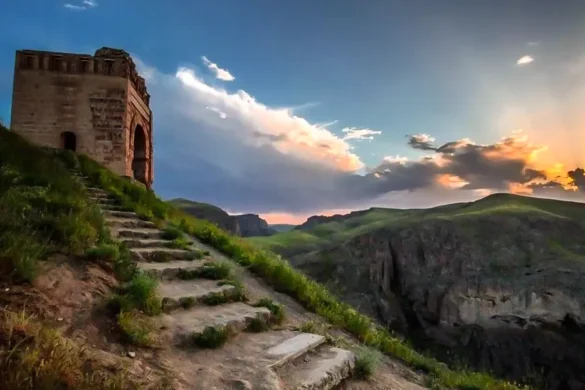 قلعه ضحاک