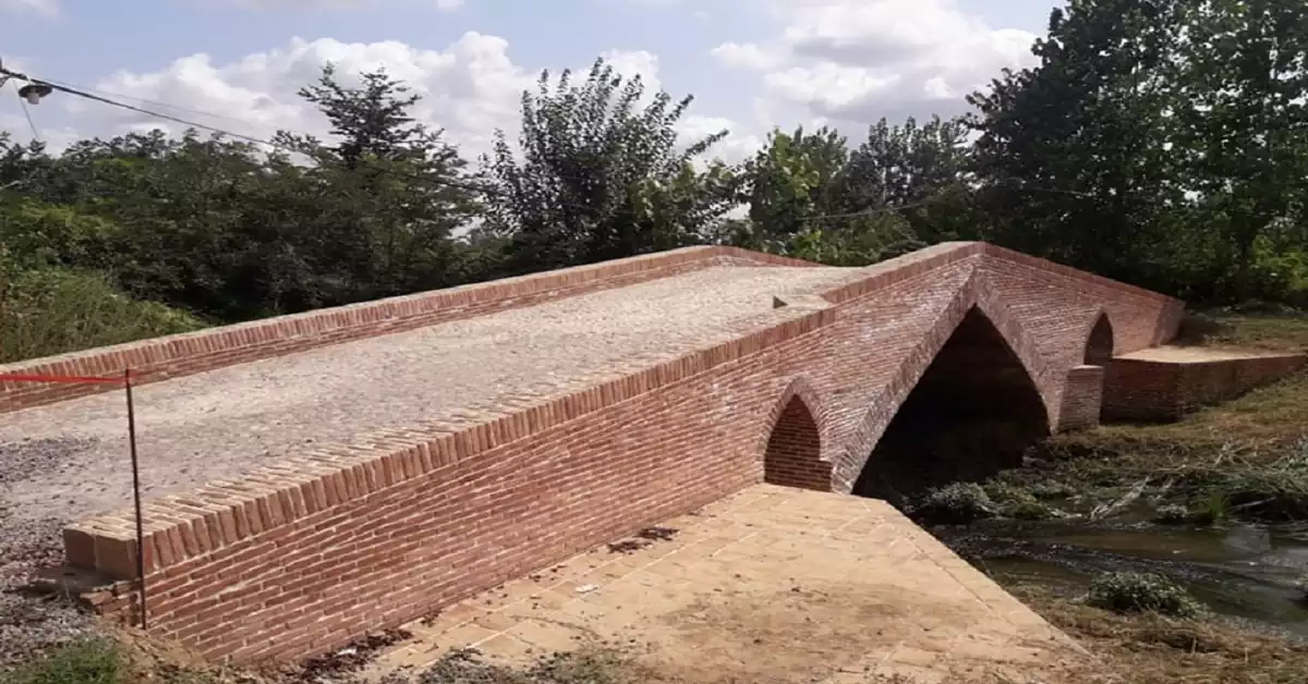  پل مدیریه رشت