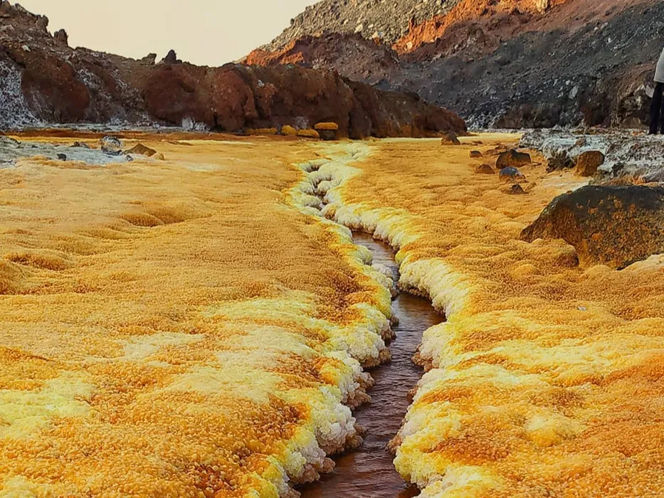 غار الهه نمک