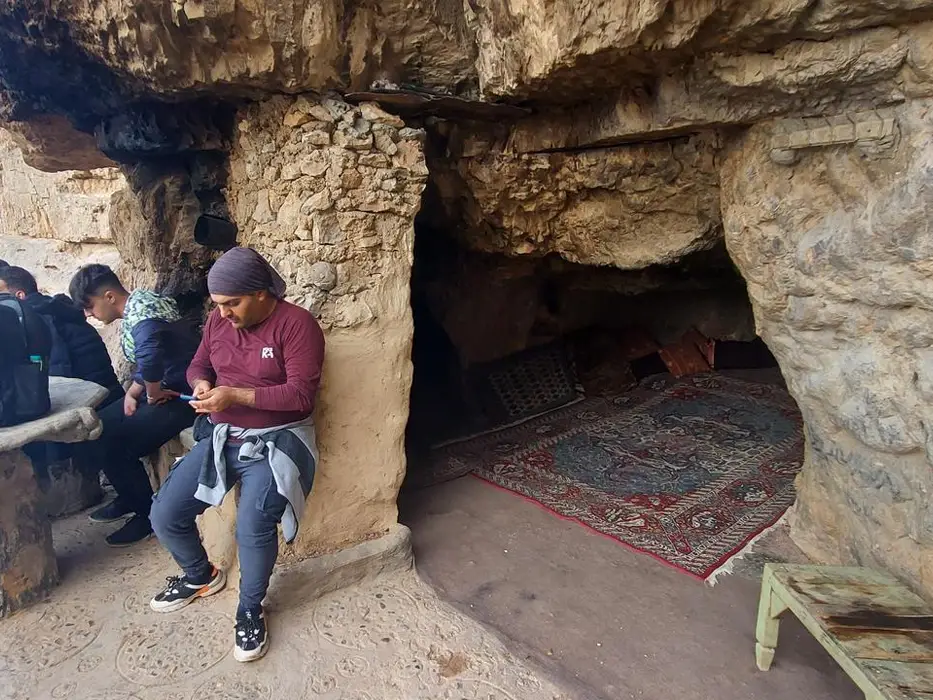غارهای کوه صفه