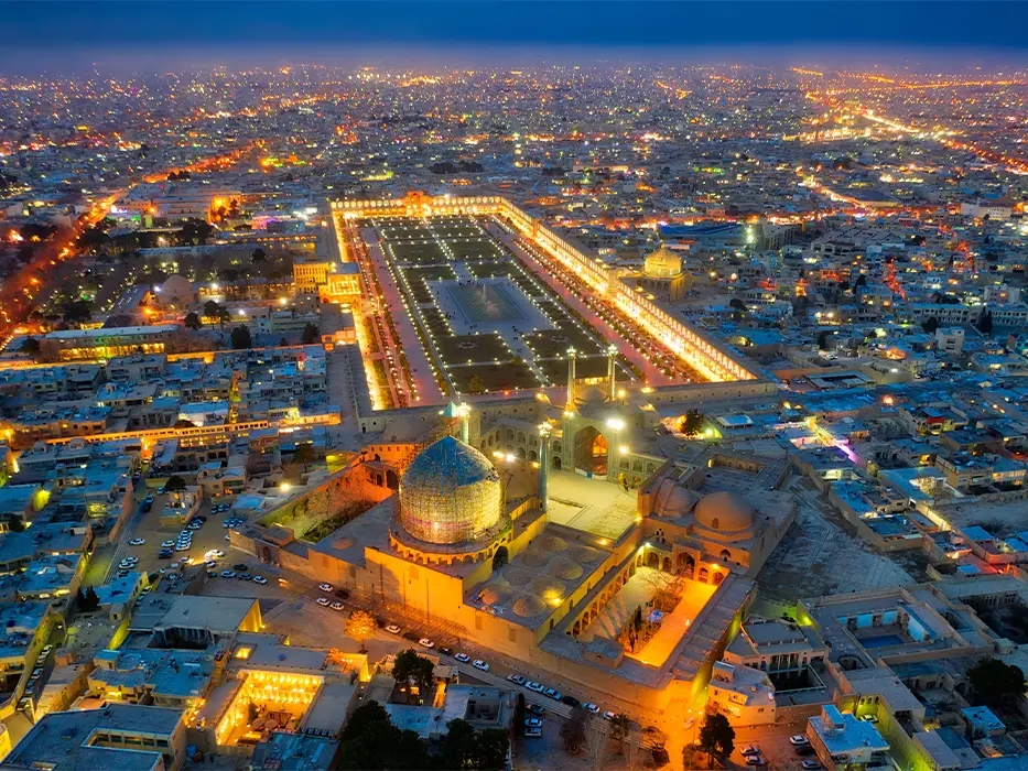 چرا باید از اصفهان دیدن کنیم