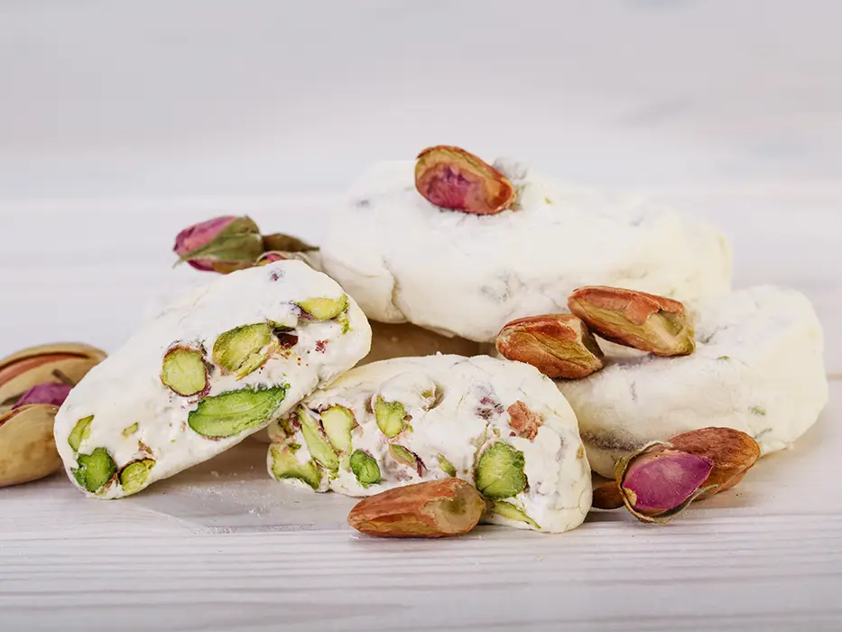 شیرینی های اصفهان - گز