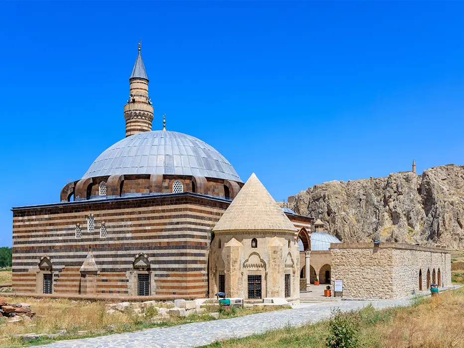 نکات مهم برای سفر اولی ها به وان