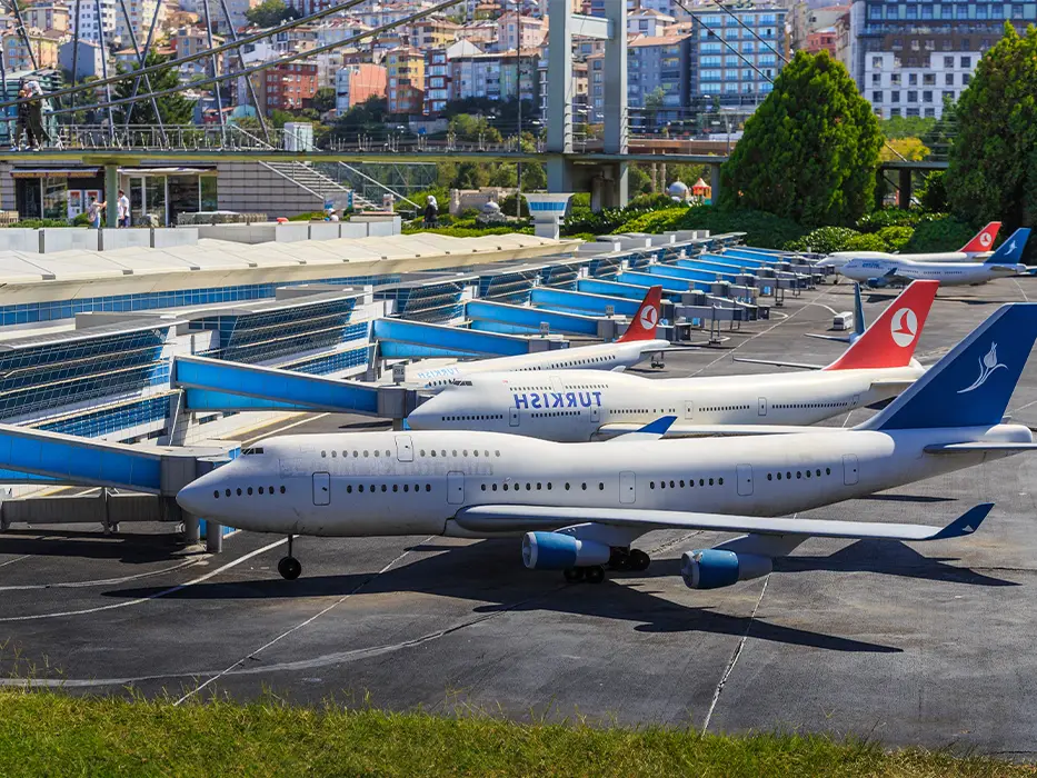 سفر از بندرعباس به استانبول با هواپیما