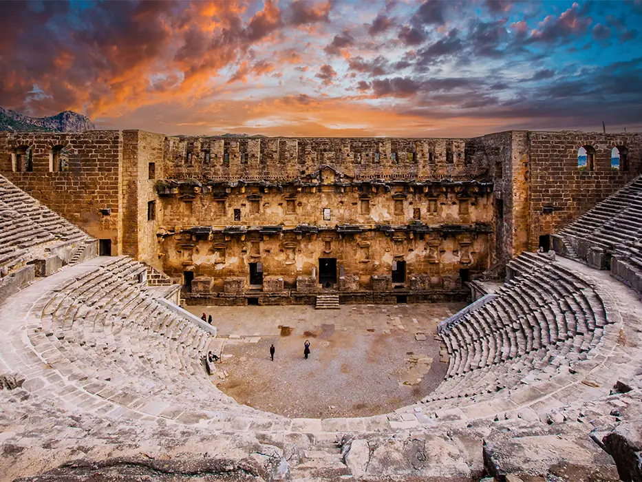 شهر باستانی آسپندوس (Aspendos) - جاذبه های آنتالیا
