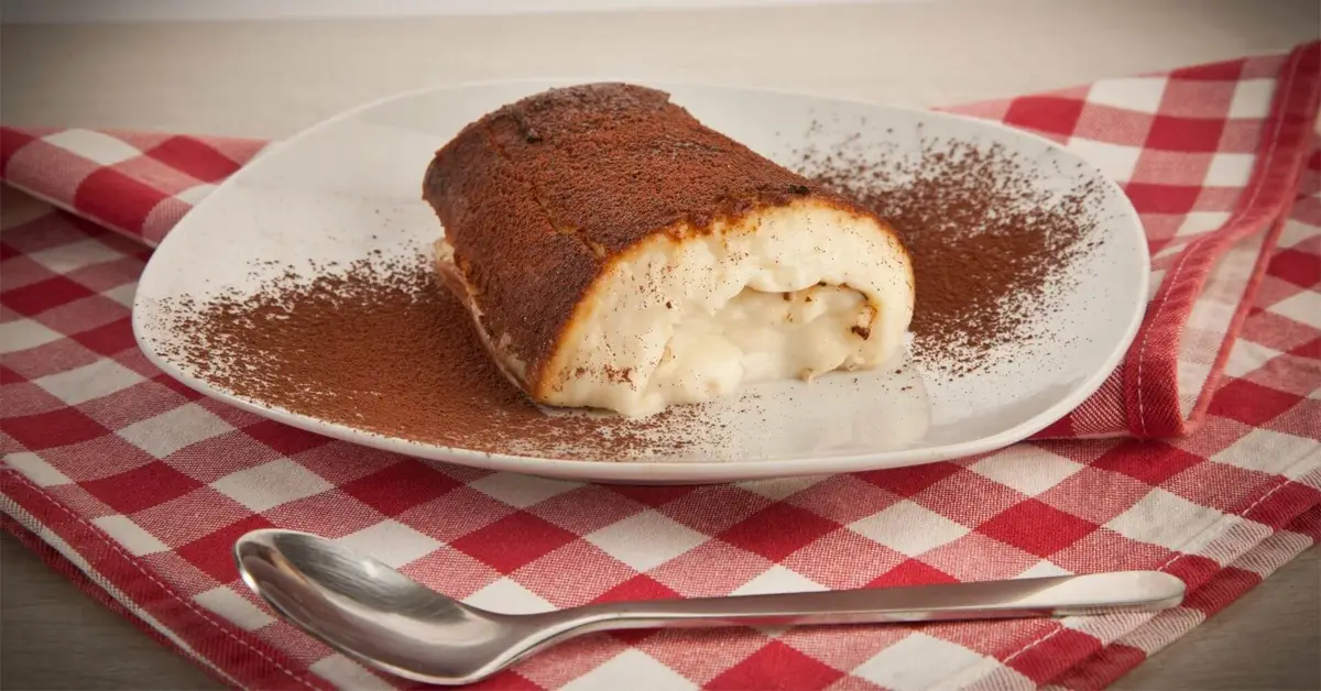 کازاندیبی و دسری لذیذ از شیرینی های آنتالیا (Kazandibi)