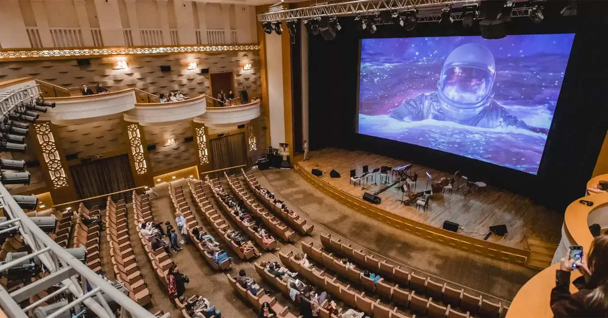 مرکز سینمایی نظامی یا Nizami Cinema Center باکو