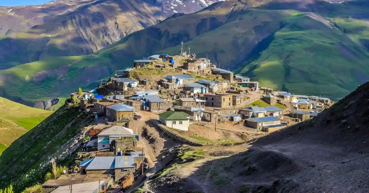 قوبا و خینالیق