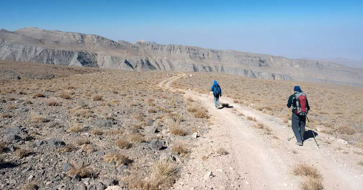 روستای ده بالا در دامنه شیرکوه یزد