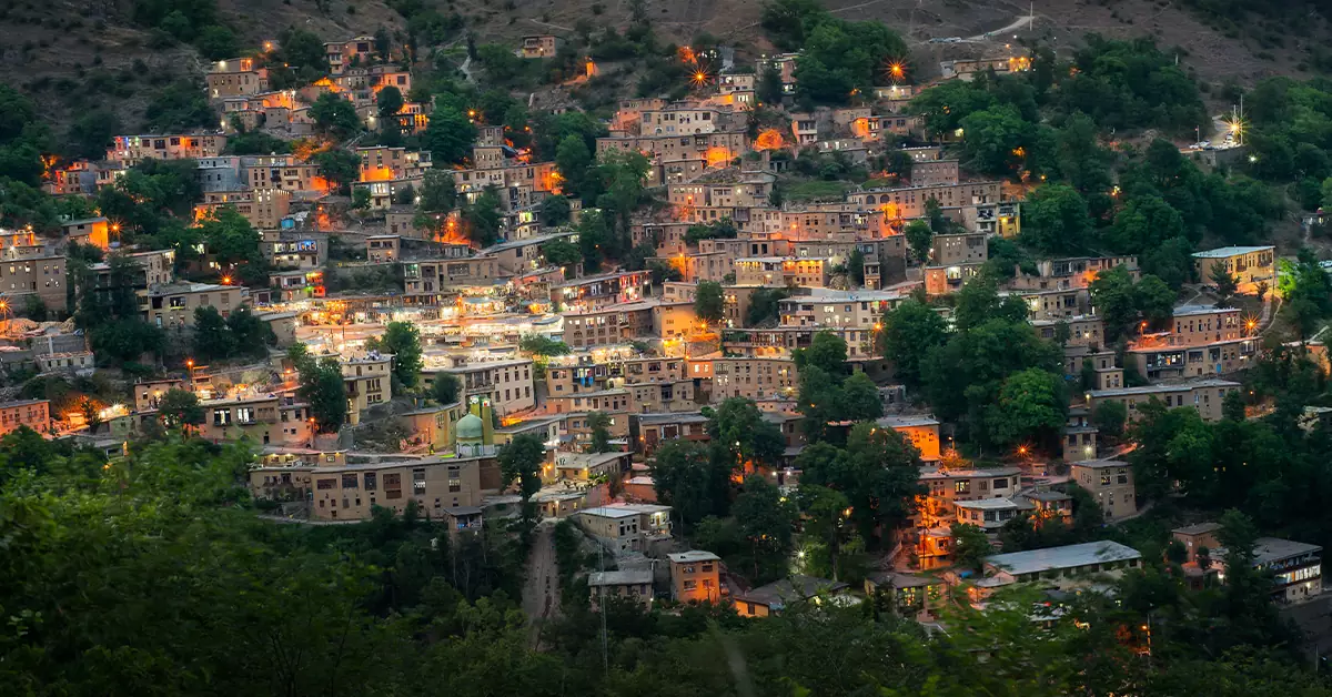 خانه‌های چوبی و کاهگلی قدیمی در روستاهای گیلان