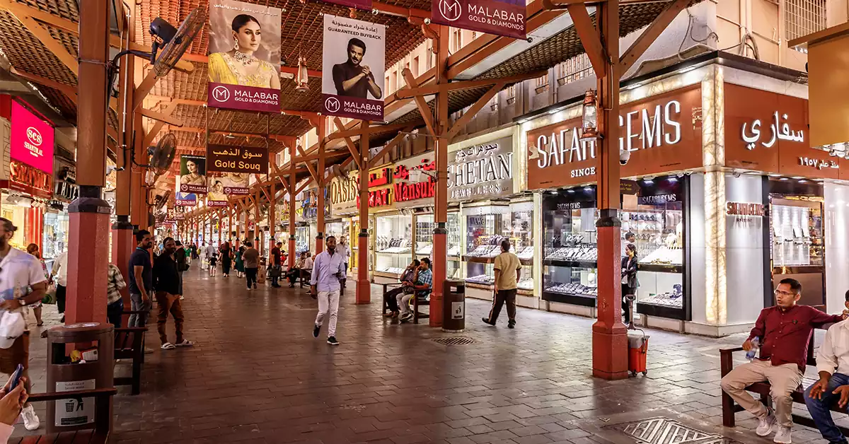 بازدید از بازارهای سنتی (Souks)