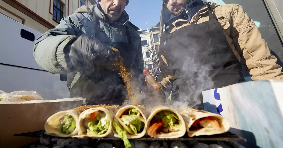 بالیک اکمک - غذاهای خیابانی استانبول