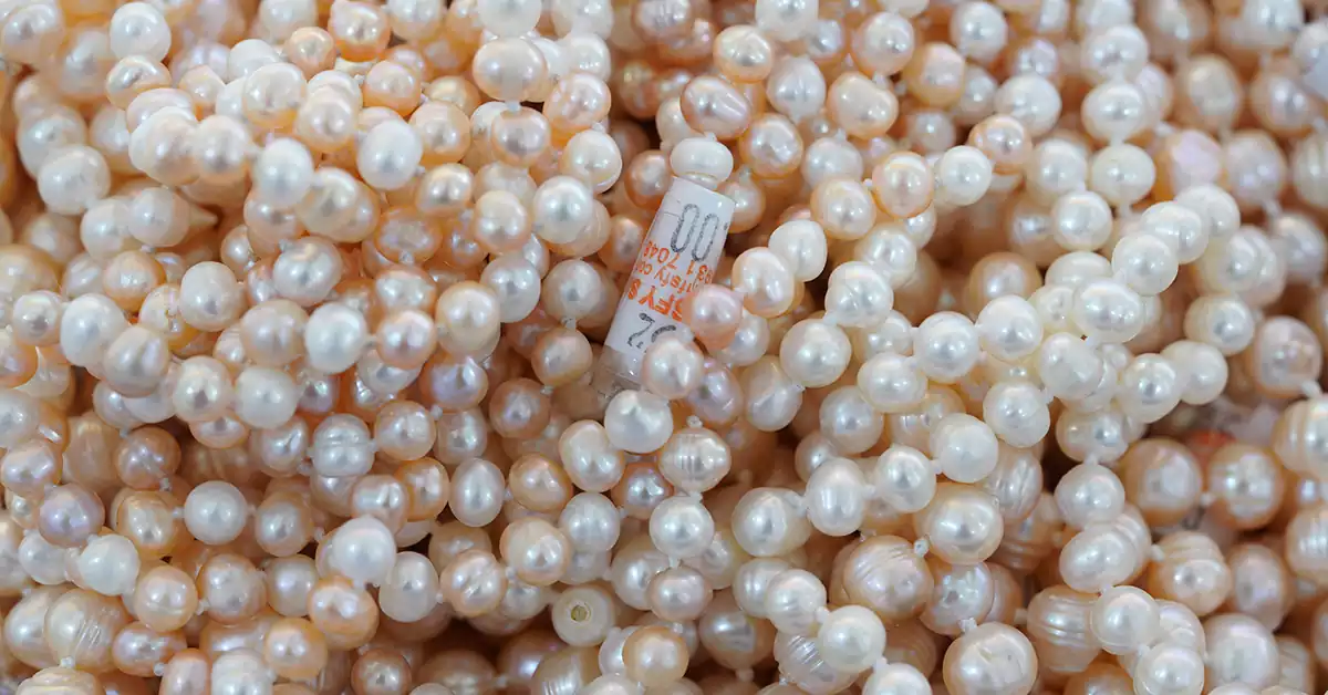 جواهرات و مروارید ساباح - سوغاتی های کوالالامپور