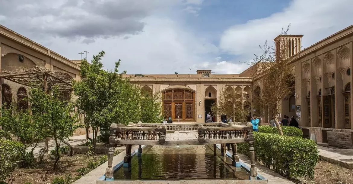 خانه لاری‌های یزد