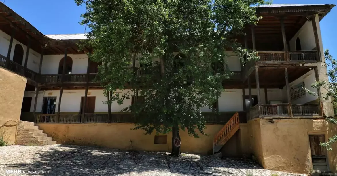 تصویر اشیای دست‌ساز و مصنوعات قدیمی مردم آلاشت