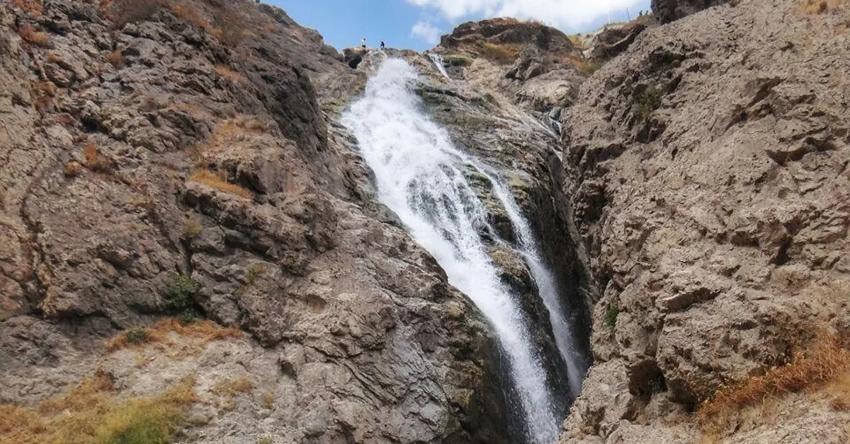 منظره آبشار سوله دوکل