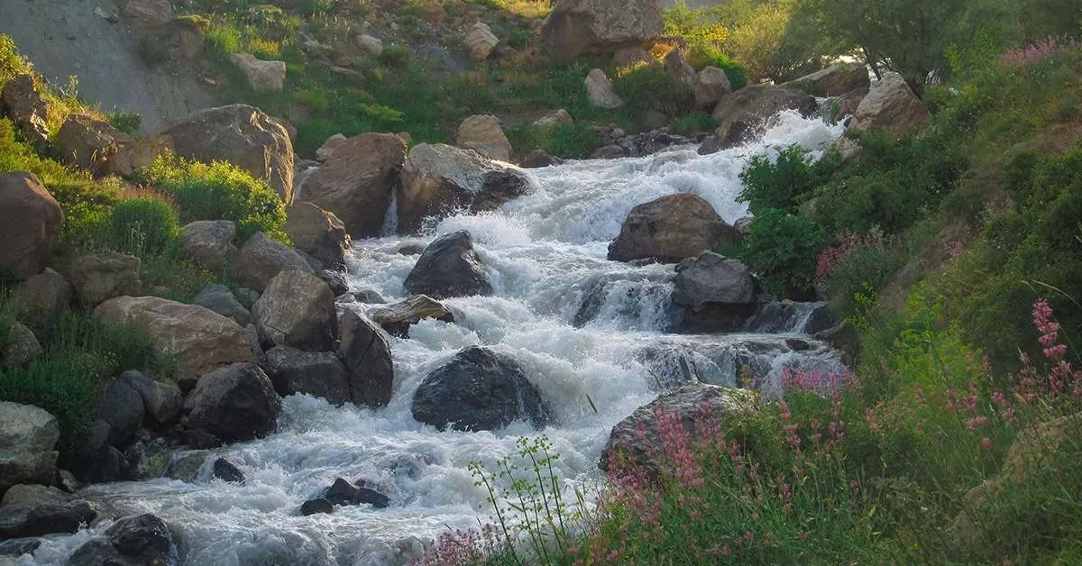 مسیر دسترسی و طبیعت اطراف آبشار سوله دوکل