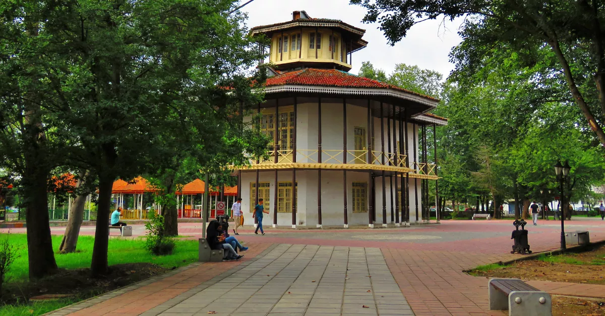 باغ محتشم رشت - جاذبه های شمال ایران