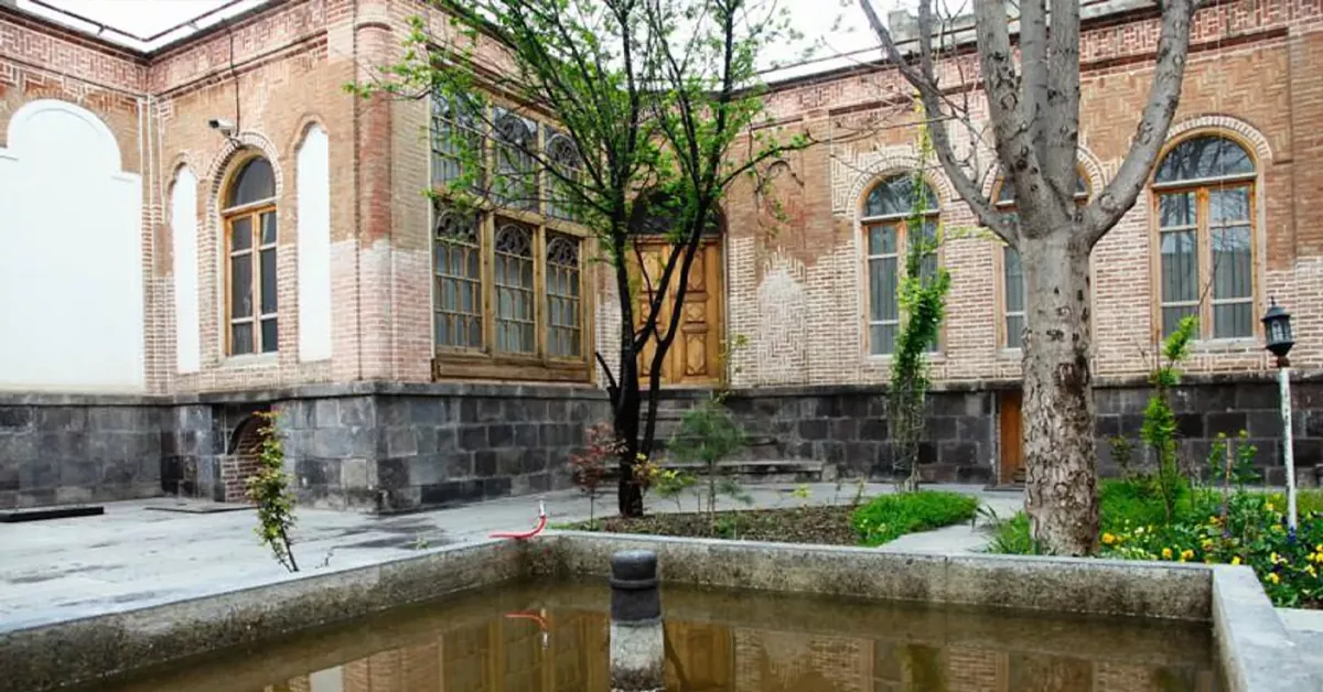 فضای فرهنگی و تاریخی موزه مفاخر دینی اردبیل