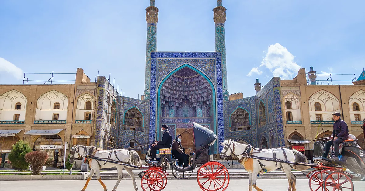 سفر خانوادگی از تهران به اصفهان