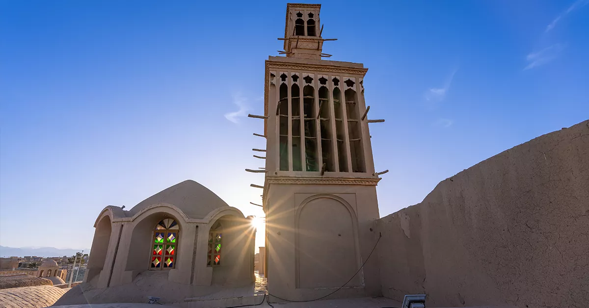 مسافت زمینی تهران به یزد با خودرو شخصی