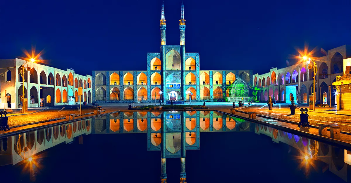 تابلو راهنمای مسیر تهران به یزد