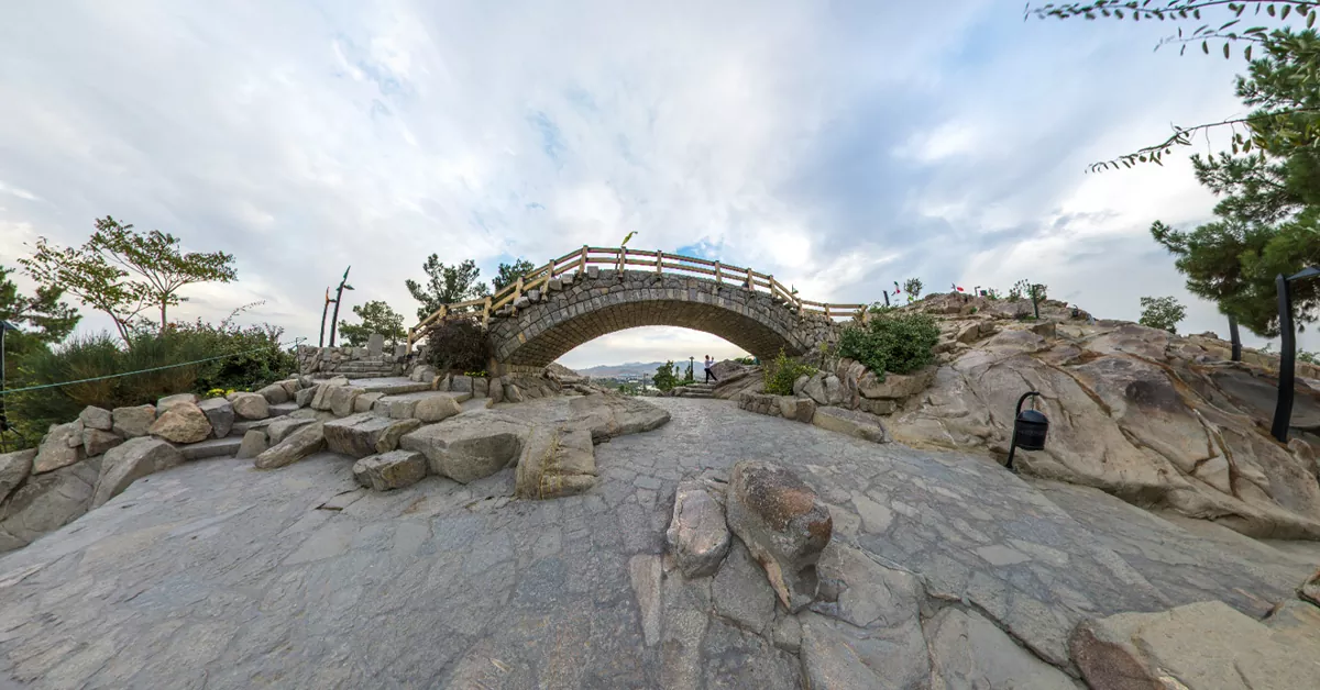 نمای پارک کوهسنگی مشهد در ساعات غروب