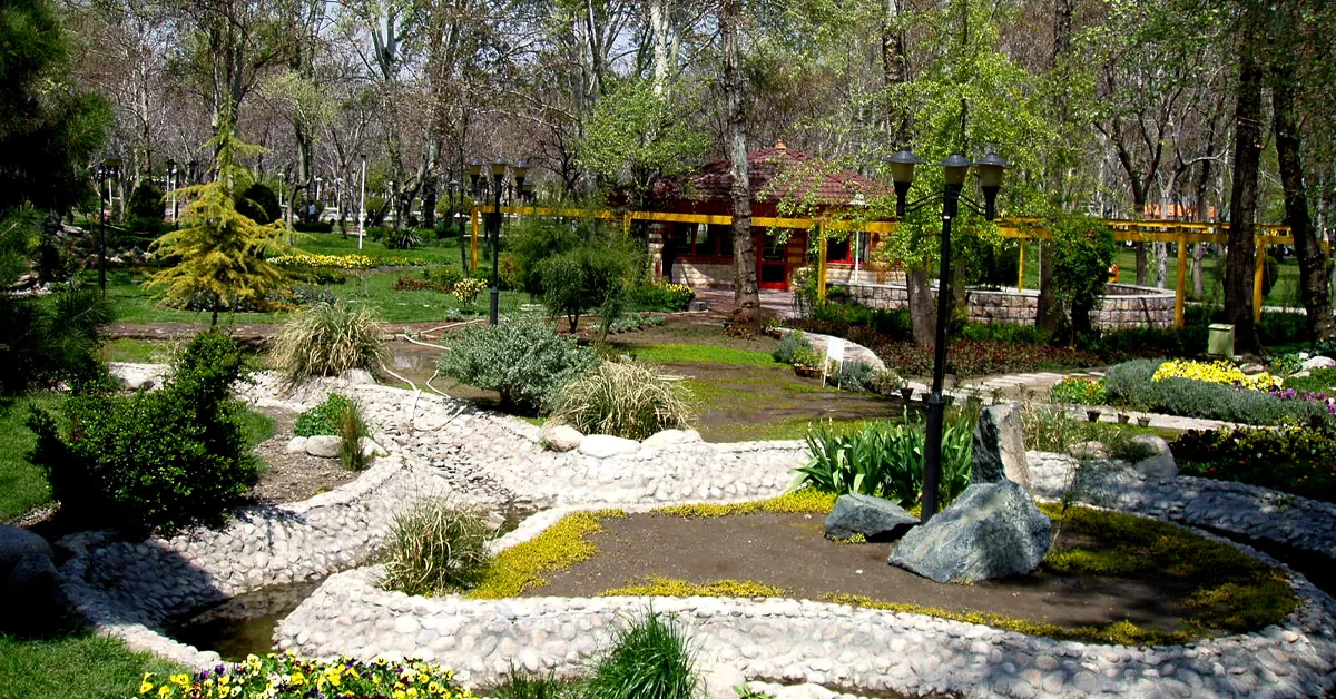 نمای کلی پارک کوهسنگی مشهد و فضای سبز آن