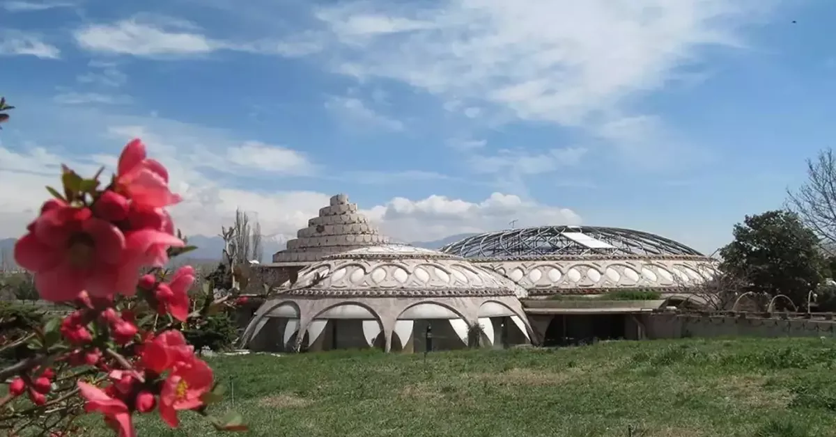 کاخ مروارید - جاذبه های کرج