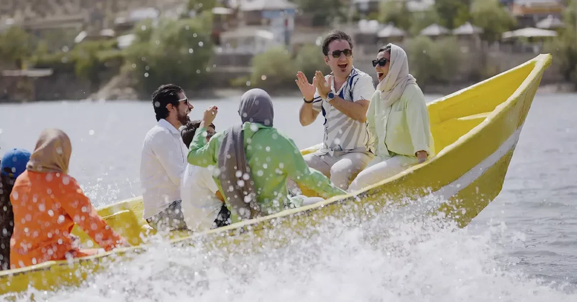 قایق‌سواری در دریاچه منطقه گردشگری چالیدره