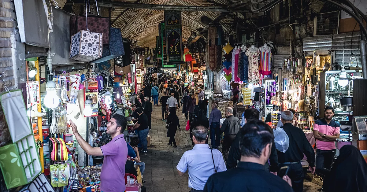 راسته‌های شلوغ بازار ۱۵ خرداد تهران